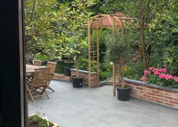 Apartment Freetimeflat Mies & Fien