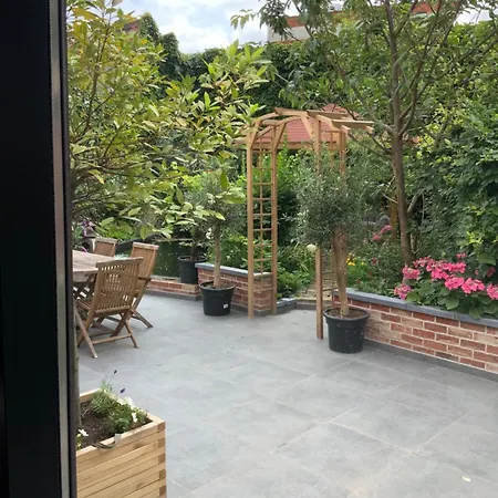 Apartament Freetimeflat Mies & Fien